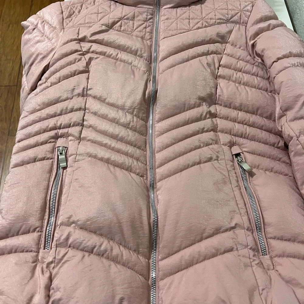 Pink winter jacket - Picture 3 of 16